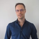 De voordelen van het toevoegen van Dry Needling in de gluteale regio aan een oefenprogramma bij patiënten met chronische lage rugpijn: een gerandomiseerde klinische trail. Nils Van Roose